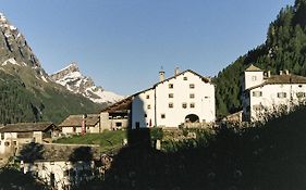 Hotel Weiss Kreuz